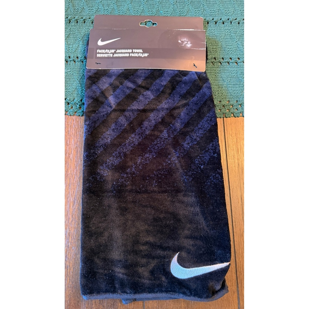 Nike Golf Face/Club Jacquard Towel Bellagio Las Vegas Black Navy Blue 16x24 NEW